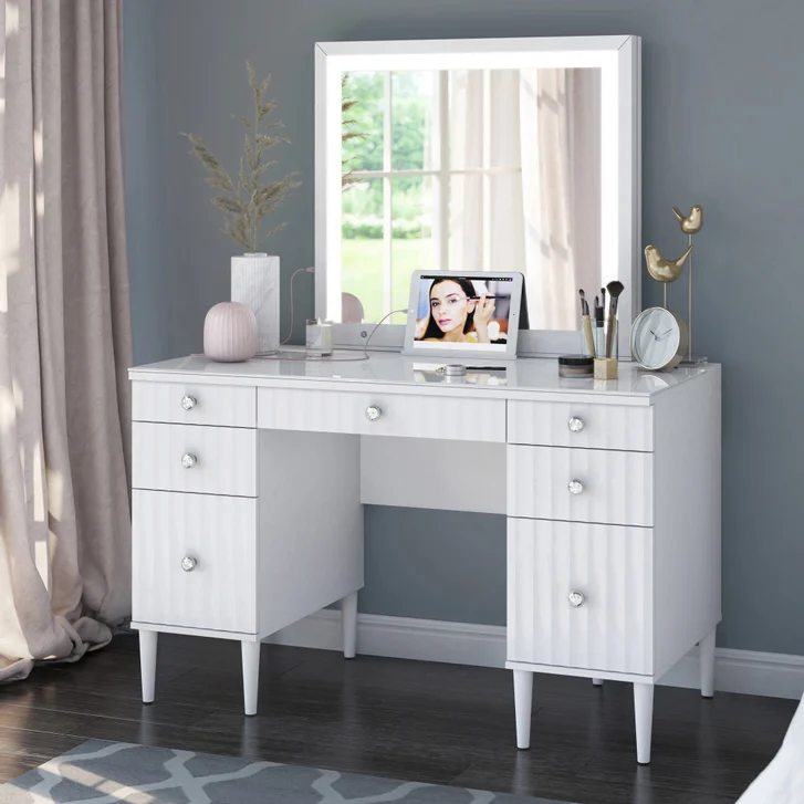 Marilyn Vanity with Mirror - Elegant Bedroom Vanity Collection