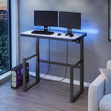 Tresanti Tech Desk
